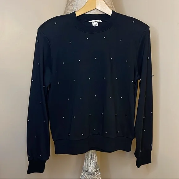 H&M Black Pearl Embellished Sweater Size M
New With Tags - Picture 12 of 12